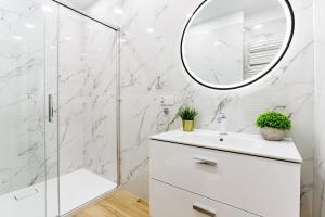 Ванная комната в Cristal Apartment