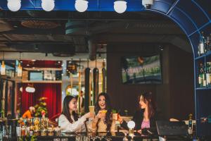 入住Royal Tulip Warsaw Centre的客人
