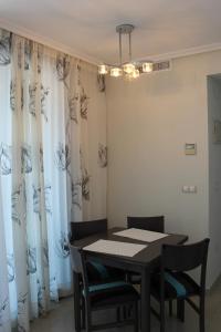 Zdjęcie z galerii obiektu Apartment Carmentxu Gemelos 26 w mieście Benidorm