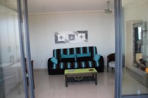 Część wypoczynkowa w obiekcie Apartment Carmentxu Gemelos 26