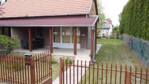 Vonkajšia záhrada v ubytovaní Vadszőlő Apartman