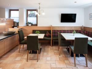 A seating area at Hotel B&B Martha
