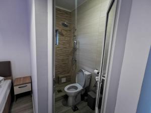 Koupelna v ubytování Zapp House