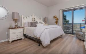 Ένα ή περισσότερα κρεβάτια σε δωμάτιο στο Phoenix VI 6113 condo