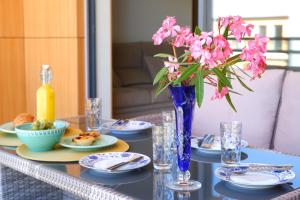 Φωτογραφία από το άλμπουμ του Rooftop pool, 200m from sea, city center σε Olhão