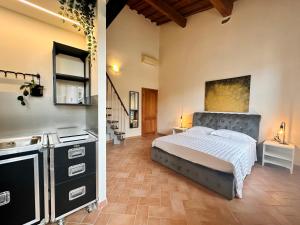 A bed or beds in a room at San Marco View