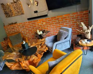 Posedenie v ubytovaní Apartament SPOKOLOKO Mysliwski