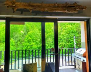 Balkón alebo terasa v ubytovaní Apartament SPOKOLOKO Mysliwski