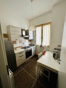 Kuchyňa alebo kuchynka v ubytovaní City Rooms