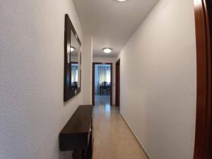 Televízia a/alebo spoločenská miestnosť v ubytovaní Millys House junto a Feria real