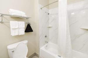 Bagno di SureStay Studio by Best Western Conroe Downtown