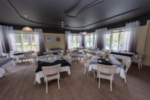 Restaurace v ubytování Auberge Beausejour
