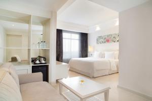 Postelja oz. postelje v sobi nastanitve Four Points by Sheraton Bandung
