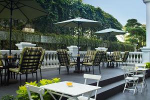 Vrt pred nastanitvijo Four Points by Sheraton Bandung