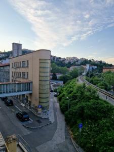 Budova, kde se apartmán nachází