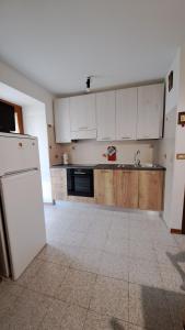 Gallery image of Appartamento Al Sasso Rosso Dimaro in Dimaro
