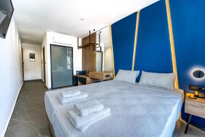 Cama ou camas em um quarto em Island Sea Side Hotel - Adults Only