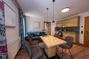 Dapur atau dapur kecil di Appartements Fürstauer, JOKERCARD INCLUDED