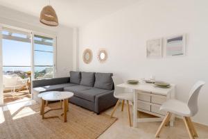 Fotografie z fotogalerie ubytování Newly renovated apt w amazing panoramic sea views! v destinaci Manilva + 2 fotografie