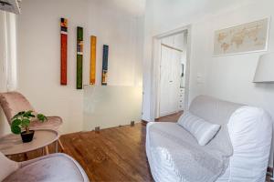 A seating area at Cozy Corfiot house