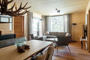 Istumisnurk majutusasutuses Alm-Lodges Montafon by Pferd auf Wolke
