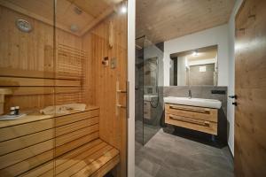 Vannituba majutusasutuses Alm-Lodges Montafon by Pferd auf Wolke