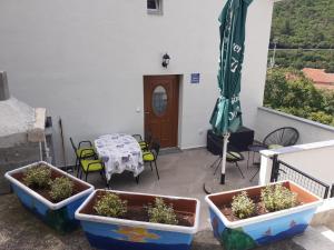 Balkón nebo terasa v ubytování Apartman Sunset