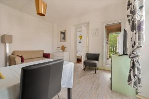 Η κουζίνα ή μικρή κουζίνα στο Alexandra Apartments +20 φωτογραφίες