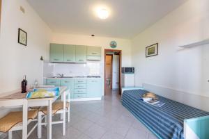A kitchen or kitchenette at Casa Luppoli