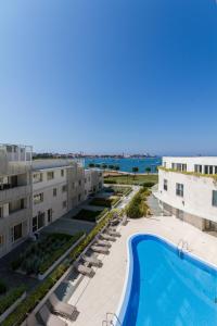 Swimmingpoolen hos eller tæt på Garden Palace - Dorothy Supreme Apartment