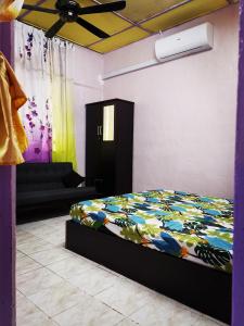 Giường trong phòng chung tại Gooday homestay