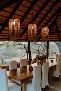 Restoran atau tempat lain untuk makan di Nyala Safari Lodge