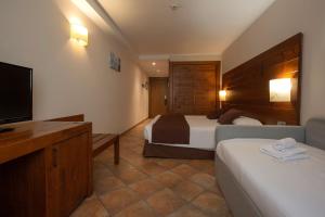 Sjónvarps- og/eða afþreyingartæki á Hotel Màgic La Massana