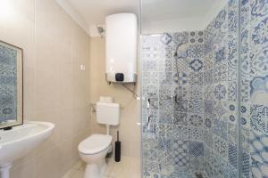 Koupelna v ubytování Tagyon Birtok Tulipános Apartman