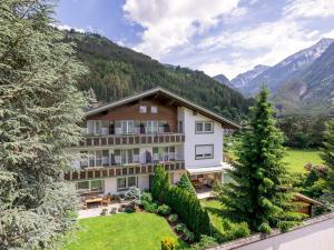 Nespecifikovaný výhled na hory nebo výhled na hory při pohledu z bed and breakfast