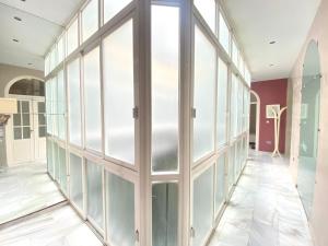 Fotografia z galérie ubytovania APARTAMENTO COLÓN 1451 - Pleno centro y WIFI Gratis v destinácii Cádiz