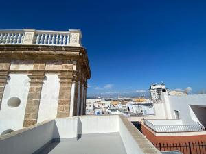 Fotografia z galérie ubytovania APARTAMENTO COLÓN 1451 - Pleno centro y WIFI Gratis v destinácii Cádiz