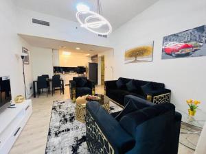 Fotografie z fotogalerie ubytování Lovely 2 BR flat in Dubai Marina v Dubaji