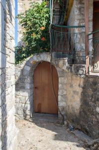 Gallery image of Πύργος Καπουλέα in Limbókhova