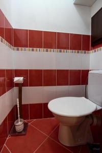 Kúpeľňa v ubytovaní Apartmán u Klínovce