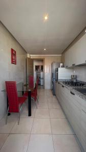 Kuchyň nebo kuchyňský kout v ubytování Haut Standing Appartement - Centre Ville Oujda