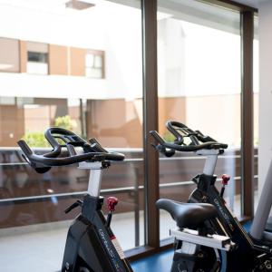 Posilňovňa alebo fitness centrum v ubytovaní micampus Avenida del Puerto - Residencia de Estudiantes