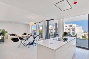 Fotografie z fotogalerie ubytování Stunning apart with private pool v destinaci Fuengirola