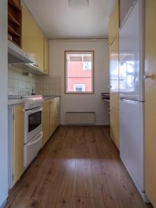 A kitchen or kitchenette at Selmas Gård
