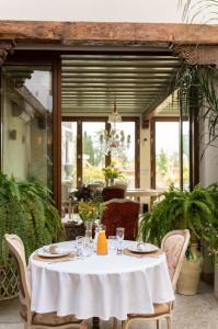 ห้องอาหารหรือที่รับประทานอาหารของ La Corrala del Realejo