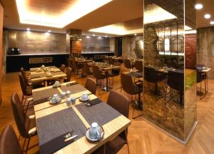 Posezení v ubytování Design Plus Bex Hotel