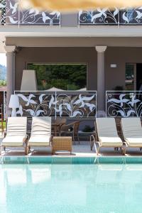 Piscina de la sau aproape de Rumi Boutique Hotels&Spa Only adults