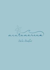 波爾托雷卡納蒂的住宿－mentamarina，蓝色背景的横线