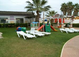 Herní místnost nebo prostor pro děti v ubytování APCOSTAS - San Antonio