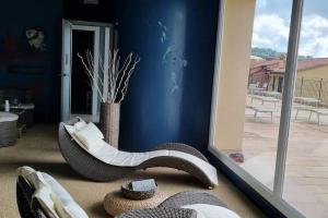 Fotografie z fotogalerie ubytování Appartamento incantevole con uso piscina e spa v destinaci Magliolo